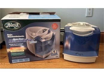 Hunter Carefree Humidifier Plus - Box Included Model 33201