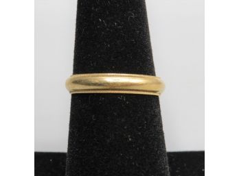 14K Yellow Gold Band Ring - 3.8 Grams - Size 7