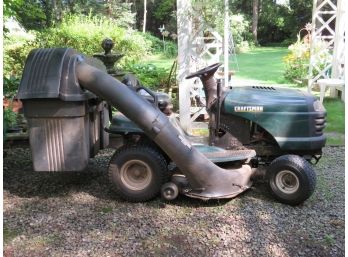 Ride On Mower Craftsman Powered By A Briggs & Stratton 16hp IC Engine