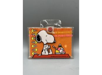 Snoopy And Woodstock 1965 Vinyl Ice Cream Parlour Portfolio Wallet