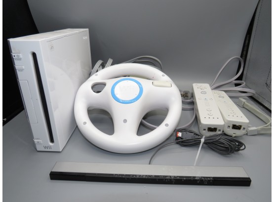 Nintendo Wii Console Model RVL-001, Steering Wheel, Sensor Bar & 2 Controllers