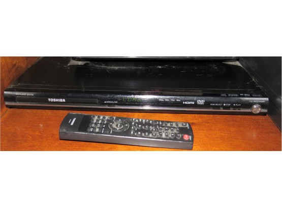 Toshiba DVD Player SD-6100 - With Remote