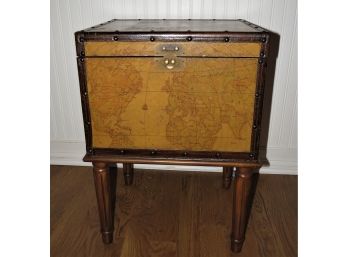 World Printed Handled Trunk/table Storage