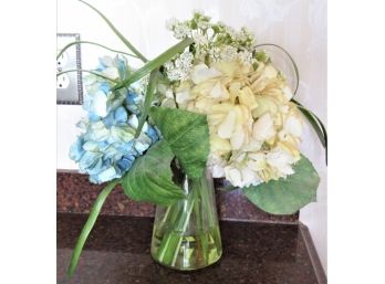 Glass Vase With Artificial Water Hydrangea Flowers