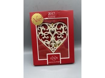 Lenox 2017 Spirit Of Giving Heart Ornament In Box