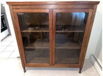 Vintage Oak 3-shelf GlassDoor  Curio Cabinet - Key Included