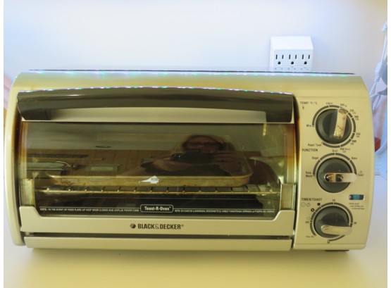 Black & Decker Toaster Oven #TRO480BS