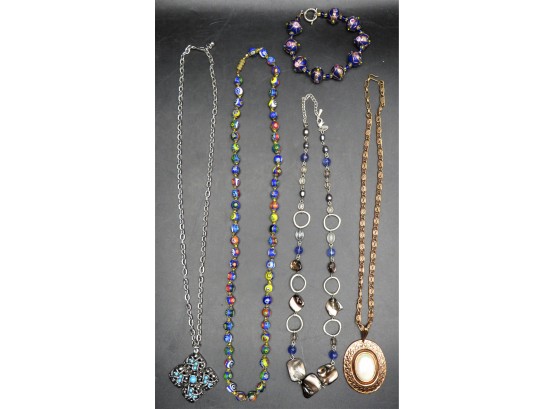 Costume Jewelry - 4 Necklaces, 1 Bracelet - Assorted Set
