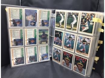 Topps 1995 Traded And Rookies / Topps 1995 Major League Baseball Card Album