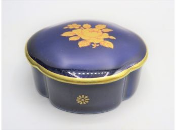 Limoges France 'rochard' Porcelain Floral Rose Trinket Box  Blue Quatrefoil Shaped