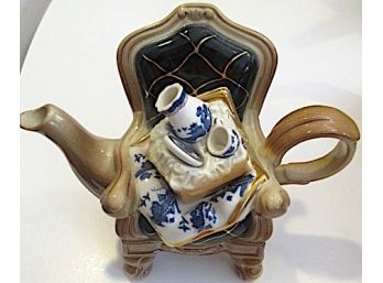 Adorable Real Old Willow Teapot By Cardew Design