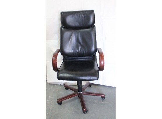 Comfortable Adjustable Desk/Office Chair (022)