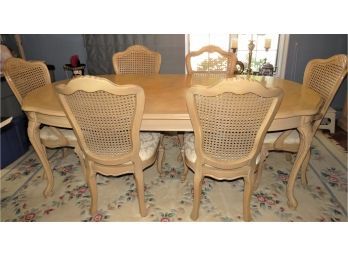 Thomasville Wood Dining Table, 6 Chairs 2 Leaves & Padding