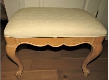 Thomasville Bench/seat With Ivory Fabric Cushion