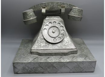 Metal Decorative Rotary Phone Table Decor