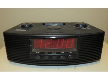 IMODE SERIES SYLVANIA MODEL SIP202 Alarm Clock Radio With Docking Station For IPod