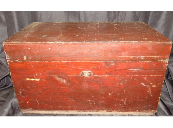 Vintage Wood Storage Box With Inside Tray