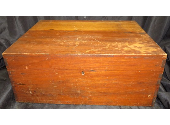 Vintage Handled Wood Storage Box