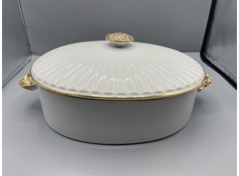 Golden Heirloom Oven Proof Casserole Pot With Lid