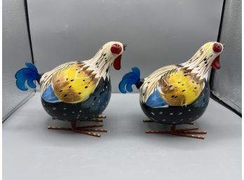 Ceramic Chickens Two Piece Lot