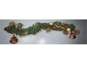 Decorative Faux Lighted Holiday Mantle Wreath Garland