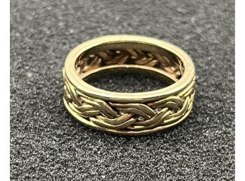 14K Gold Ring - 7.8grams - Size 7.5