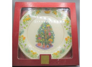 Lenox Porcelain 'Christmas Trees Around The World' Plate In Original Box