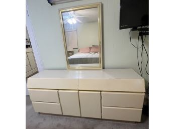Bassett Furniture 8-Drawer Dresser With Attached Mirror