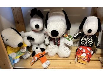 Snoopy Plush Dolls - Assorted Lot