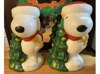 Peanuts Worldwide 2010 Holiday Lighted Blow-molds - 2 Total