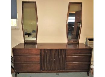 Mid-Century Modern Thomasville Dresser With 2 Mirrors