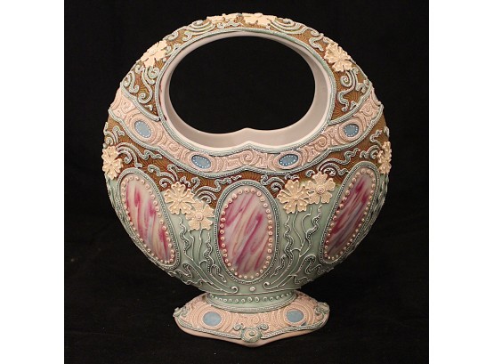 Beautiful Vintage Beaded Ceramic Basket (187)
