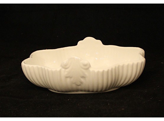 Coalport Vintage Bone Chine Countryware Serving Bowl (179)