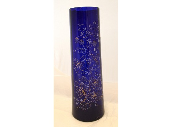 Stunning Hand Blown Cobalt Vase (193)