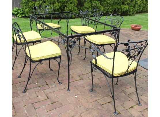 Retro Wrought Iron Table & 5 Chairs, Original Glass Top Is Included (125)