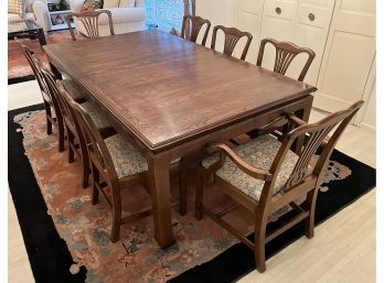 Art Deco Style Dining Room Table With 8 Rockford Furniture Dining Chairs, 2 Leaves And Table Pads