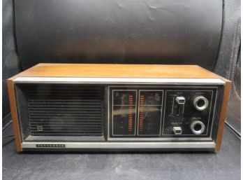 Vintage PANASONIC RE-7371 Table Top Radio AM/FM/FM-AFC