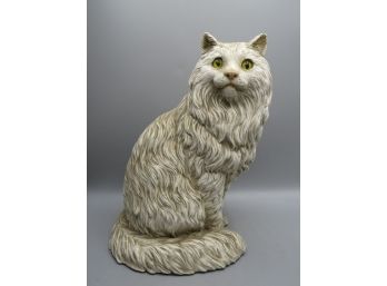 Universal Statuary Corp Seated White Persian Cat Statue With Yellow Eyes 1986