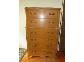 Vintage Maple  5-drawer Dresser With Brass Drawer Pulls