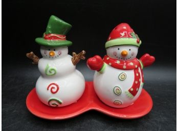 Ganz Bella Casa Ceramic Snowman Salt & Pepper Shakers With Plate - Set Of 3