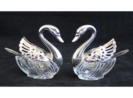 Vintage Pair Of Swan Salt Cellars Italy Crystal Glass Silver Plate Made In Italy (064)
