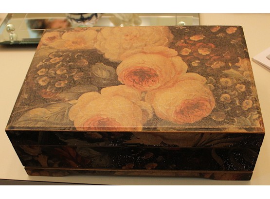 Wood Box With Roses (G72)
