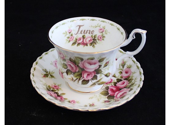JUNE Royal Albert Bone China Tea Cup & Saucer Made In England (173)