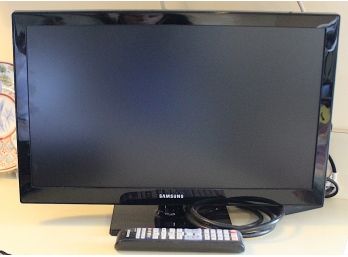 Samsung 18' TV 2013 (G15)
