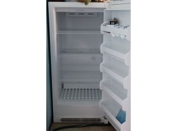 Frigidaire Frost Freezer (B18)