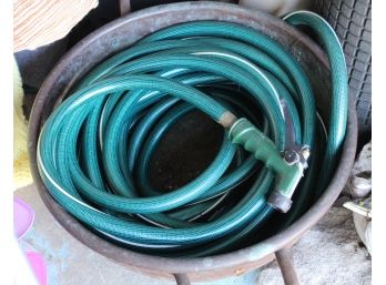 Hose With Spray Nozzle (G187)