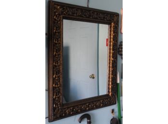 Hanging Mirror 21.5' X 25.5' (G190)