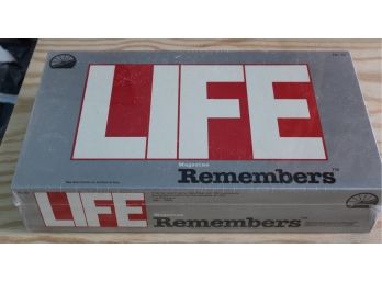 Life Magazine Board Game Sealed (B22)