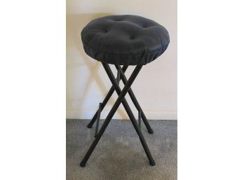 Collapsable Stool (B64)