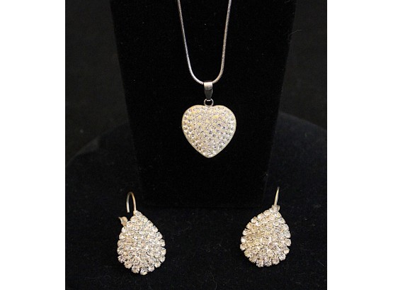 Heart Necklace With Matching Earrings (B058)